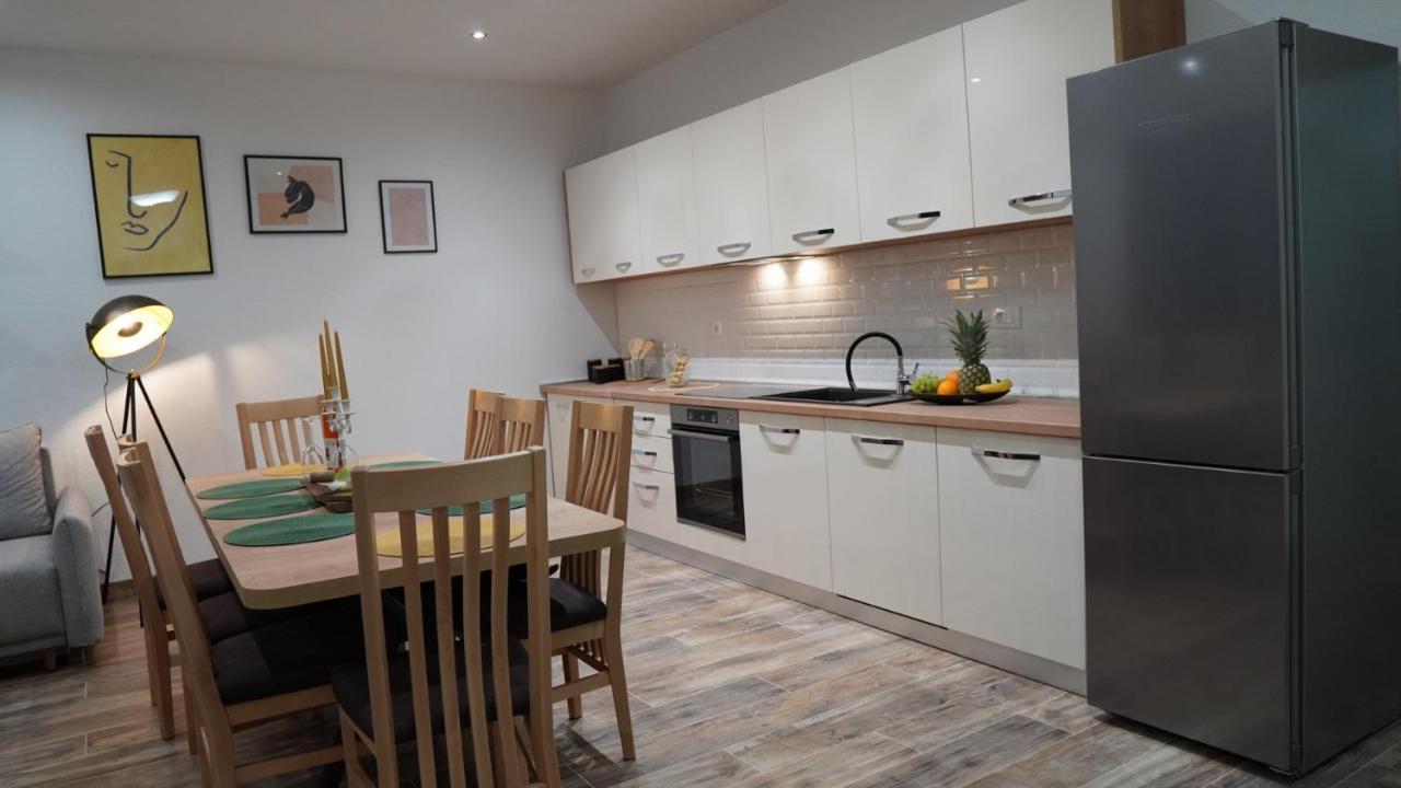 אימוטסקי Apartmani Tripalo מראה חיצוני תמונה